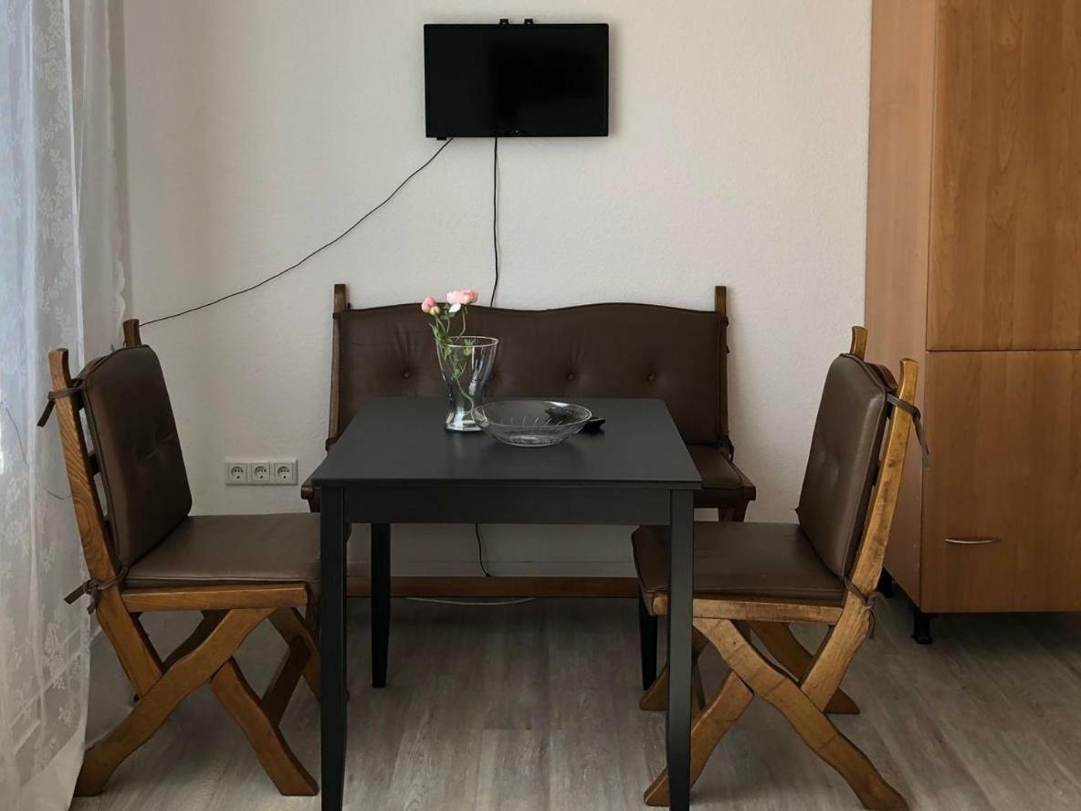 Helle Ferienwohnung An Der Rheinpromenade 50 Qm Дуйсбург Экстерьер фото